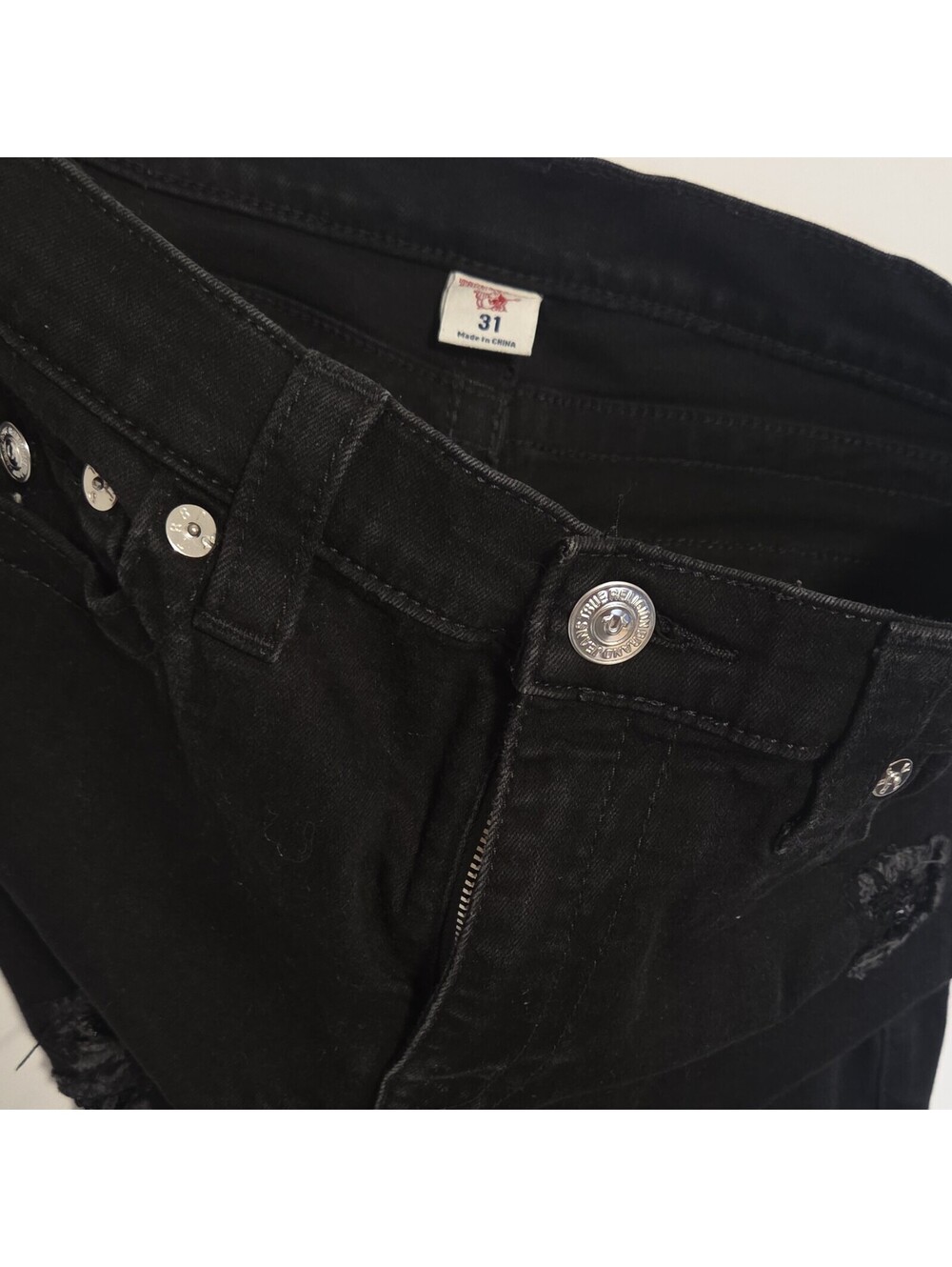 True Religion - Picture 2 of 4